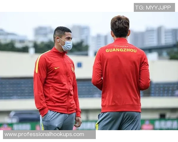 专业解读：成都网球队的边路渗透打法